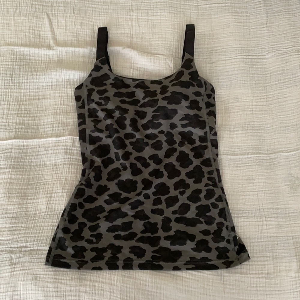 Lululemon Workout Top Size 4